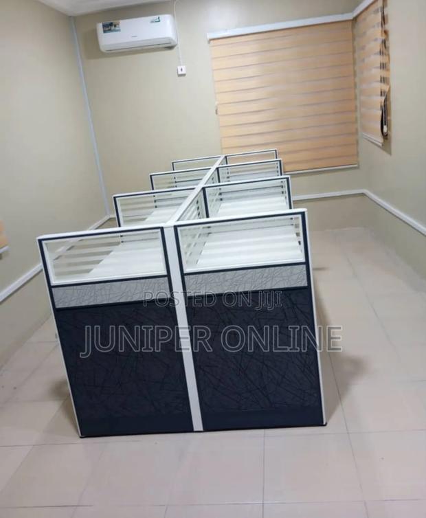 Workstation 4 in 1 Black Color Seree · Photo 2