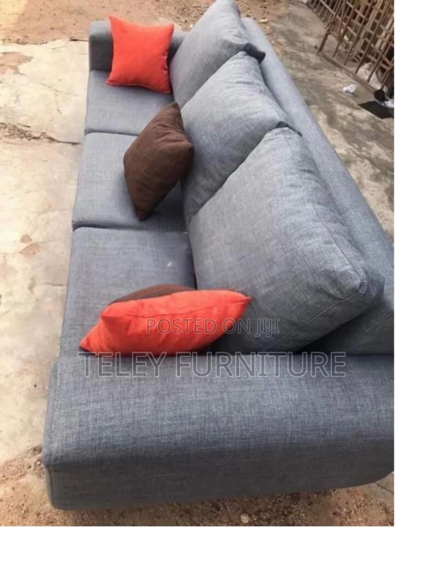 Brand New 3 Seater · Photo 2