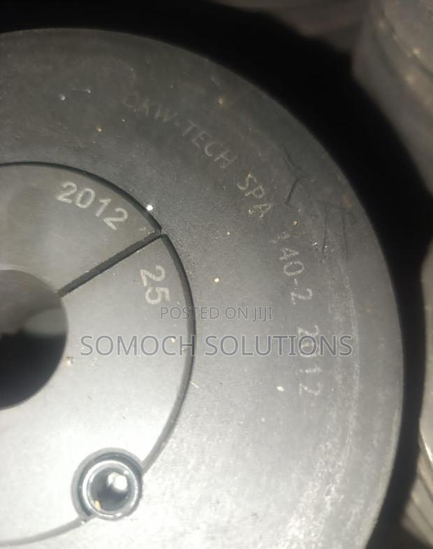 V-Belt Pulley A, B,C Avable in Different Sizes and Grooves · Photo 4