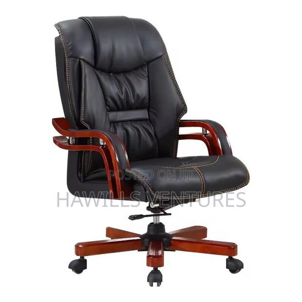 High Quality Executive Office Chair · Photo 2