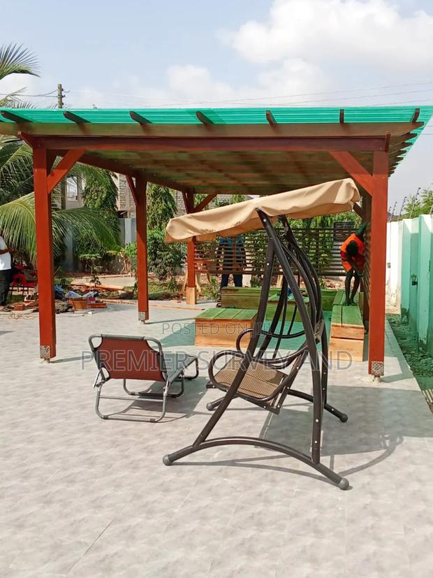Pergola Construction · Photo 4