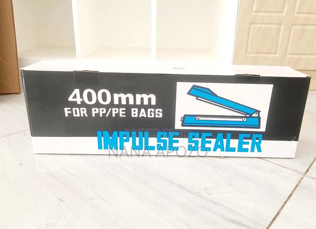 400mm Impulse Sealing Machine · Photo 4