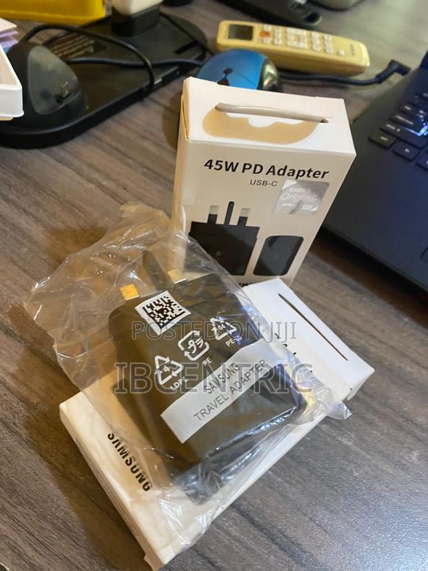45 W Pd Adapter Usb-C · Photo 3