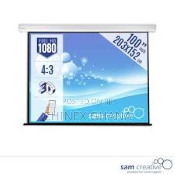 Projector Screen · Photo 3