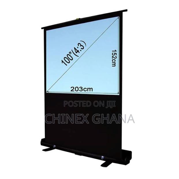 Projector Screen · Photo 4