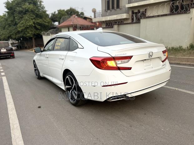 Honda Accord EX (1.5L 4cyl Turbo CVT) 2019 White photo 4