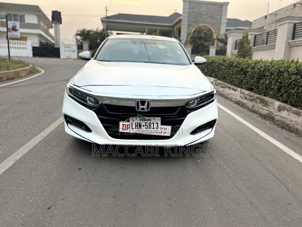 Honda Accord EX (1.5L 4cyl Turbo CVT) 2019 White photo 8