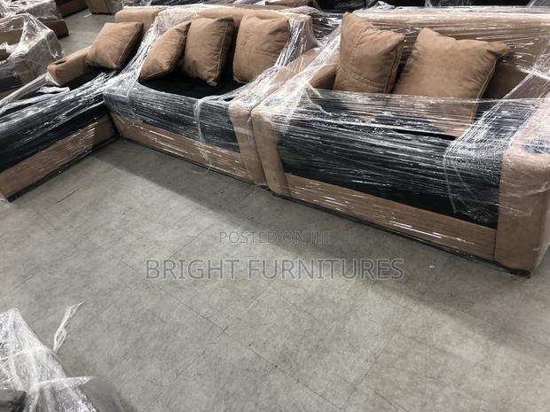 Foreign Sofa Sets Available for a Cool Price · Photo 4