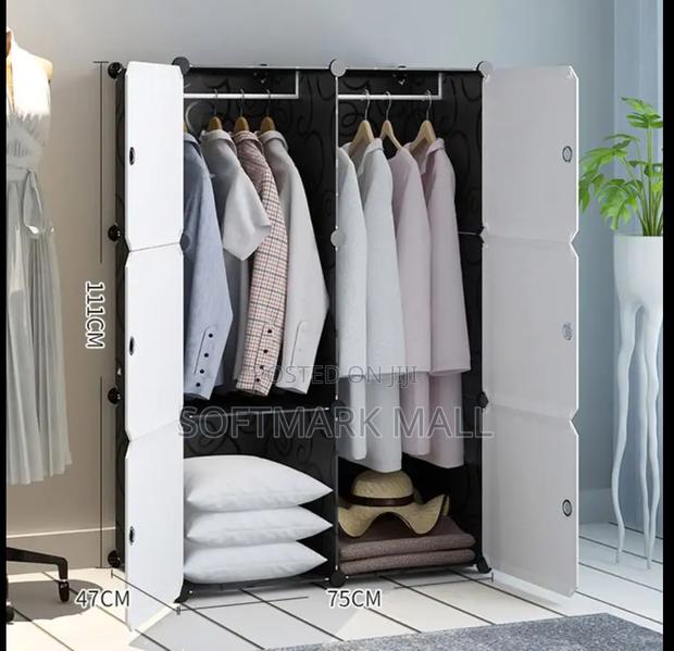 6 Cubes Plastic Wardrobe · Photo 1