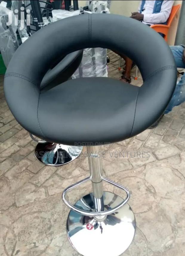 Bar Chair Leather · Photo 2