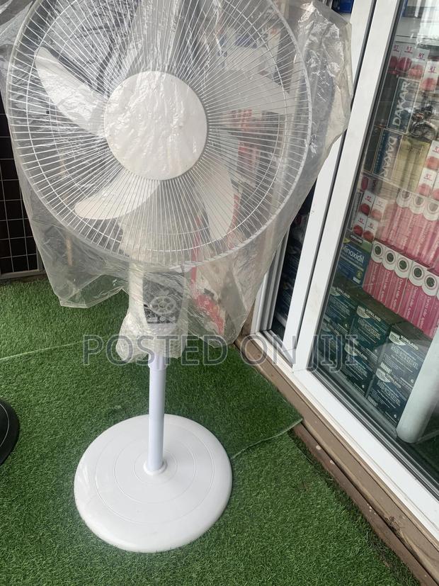 Long Last Rechargeable Fan With Solar Over 12 Hours