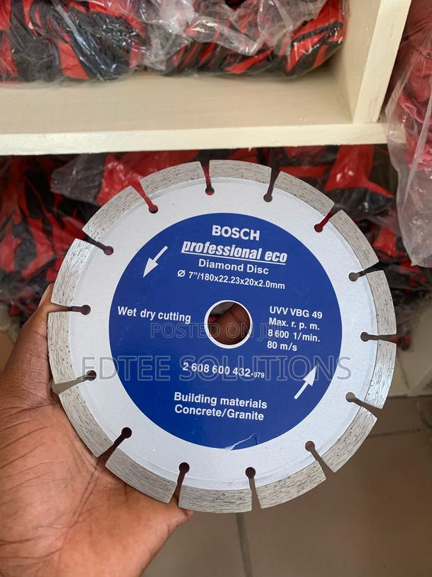 Bosch 7inches Concrete Cutting Disc · Photo 2