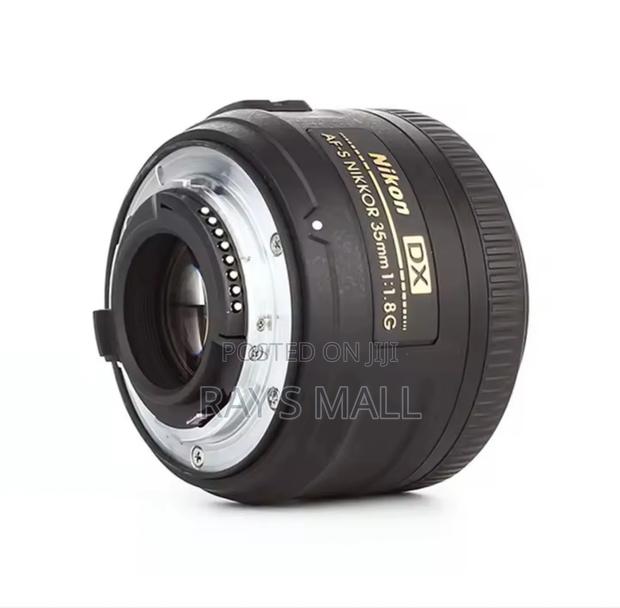 Nikon 35mm/F1.8 Lens