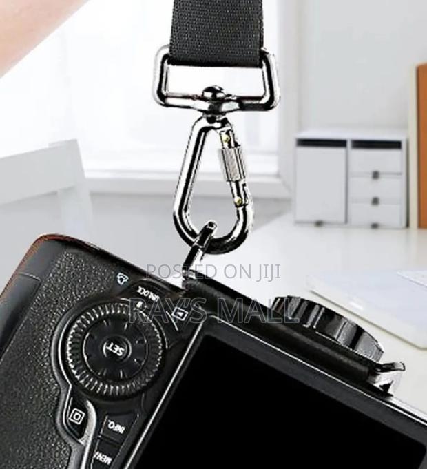 Single Camera Strap photo 3