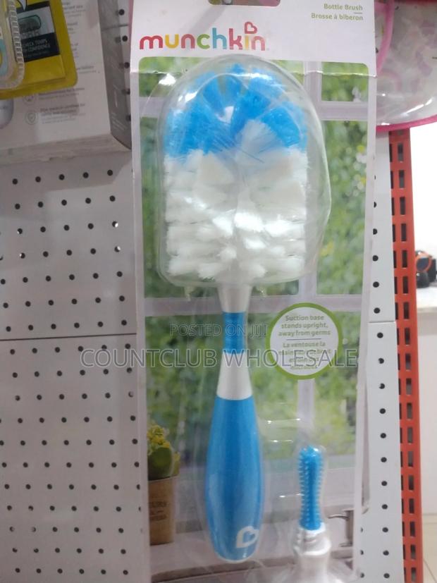 Munchkin Bristle Brush · Photo 2