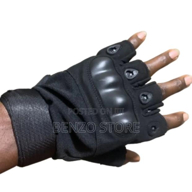 Hand Gloves for Gym, Military and Riding Available · Photo 4