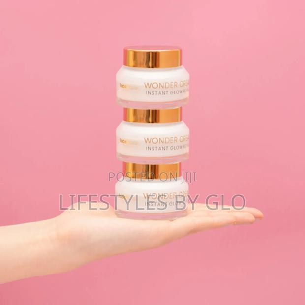 Face Facts Wonder Cream Instant Glow Reviver for Face · Photo 4