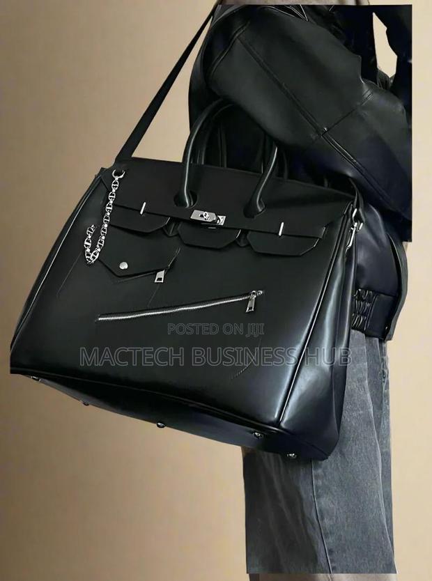 Duffle Bag · Photo 4