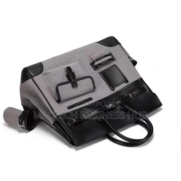 Duffle Bag · Photo 4