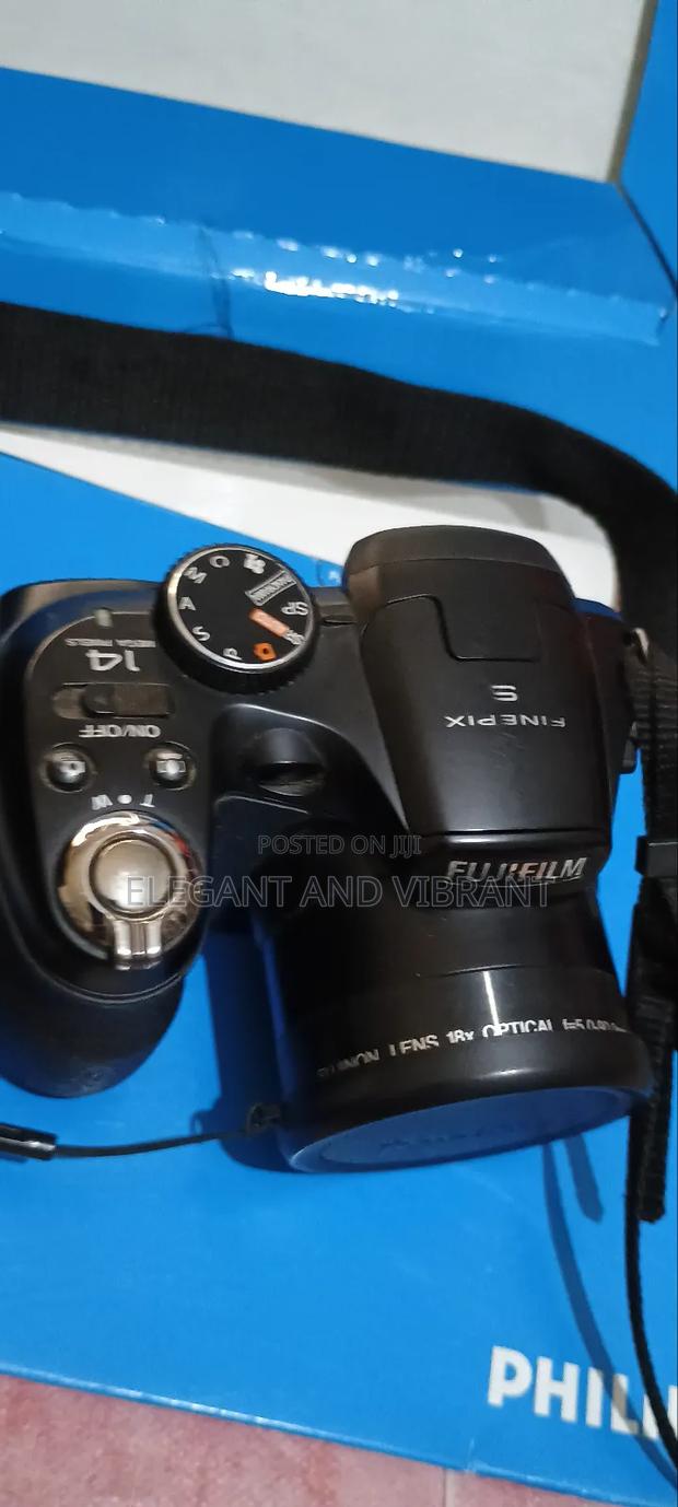 Abroad Use Fujifilm Camera for Pictures Videos,14mp