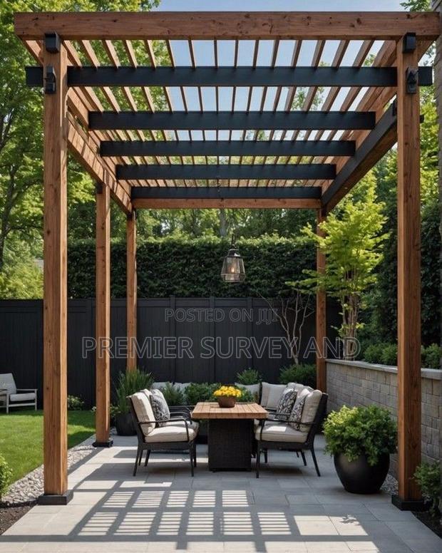 Stunning Pergola Structure · Photo 3