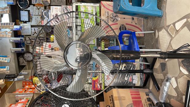 Kepas 5000w Automatic Voltage photo 3