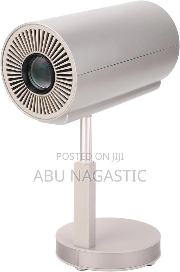 Mini 4K Smart Projector 720P photo 2