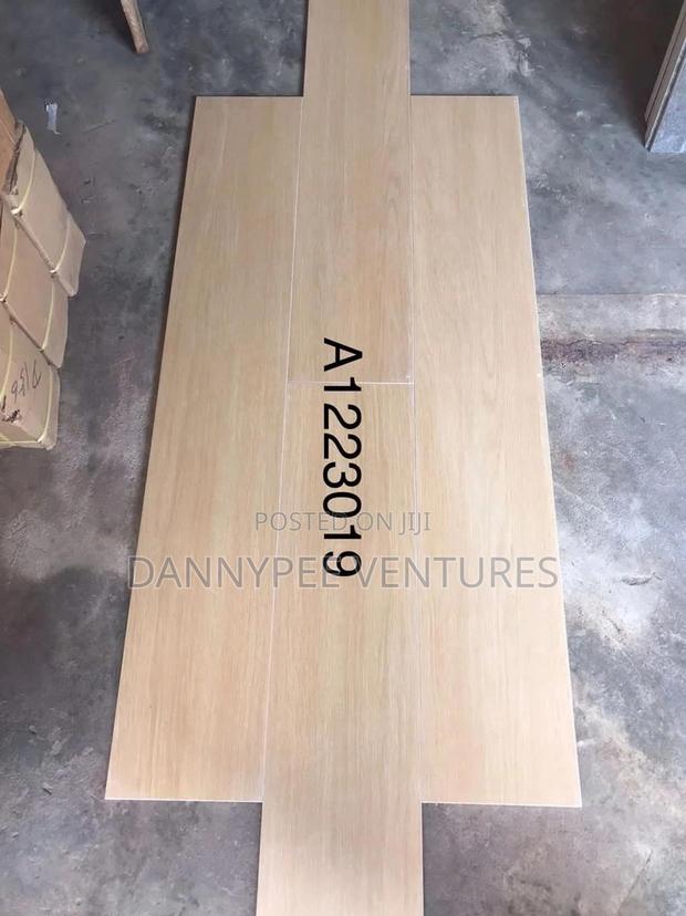 20/120 Parquet Floor Tiles · Photo 4