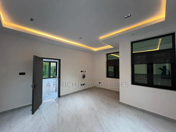 4bdrm Penthouse in Ab Richie Properties, West Legon for sale · Photo 3