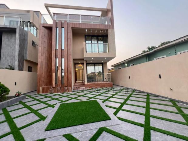 4bdrm Penthouse in Ab Richie Properties, West Legon for sale · Photo 2