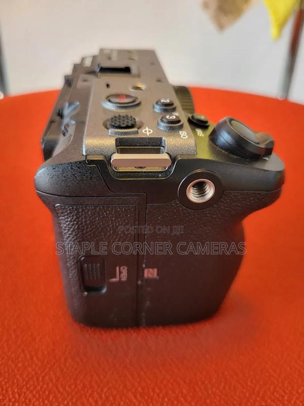 Sony Alpha Fx3 12mp Cinema Line Camera Body Xlr Handle 4k photo 7