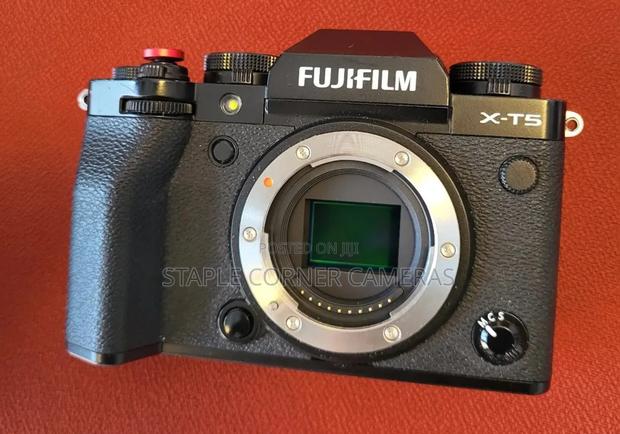 Fujifilm X-T5 40.2 MP Mirrorless Digital Camera - Body Only photo 3
