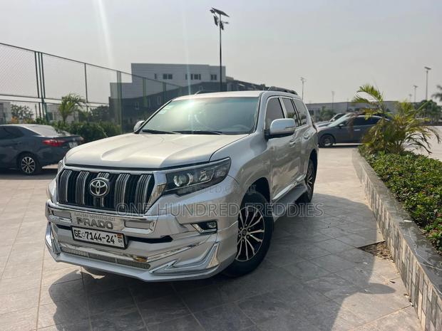 Toyota Land Cruiser Prado 3.0 D-4D (190 Hp) 7 seats 2016 Silver
