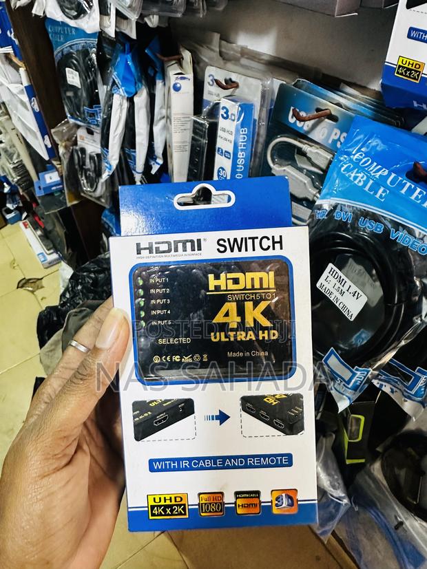 5port HMDI Switch With Remote Controller · Photo 2