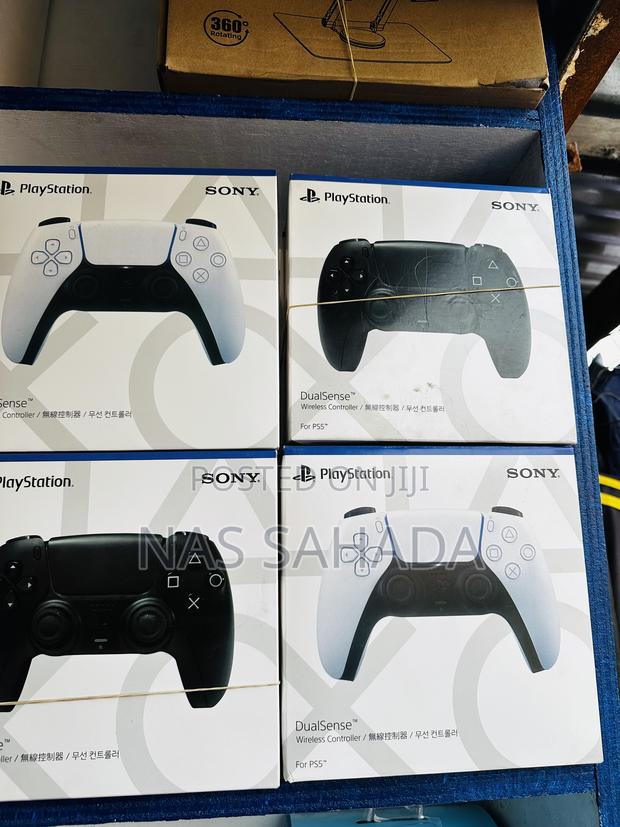 PS5 Controller Pad · Photo 2