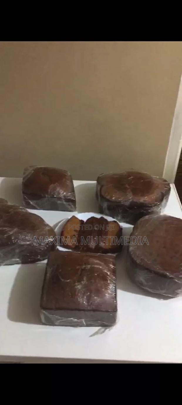 Order Your Rich Fruit And Caramelized Cake photo 3