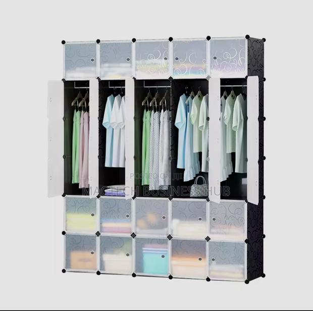 Foldable Plastic Wardrobe 30 Cubes photo 2