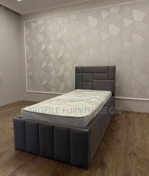 One and Half With Mattress · Photo 2