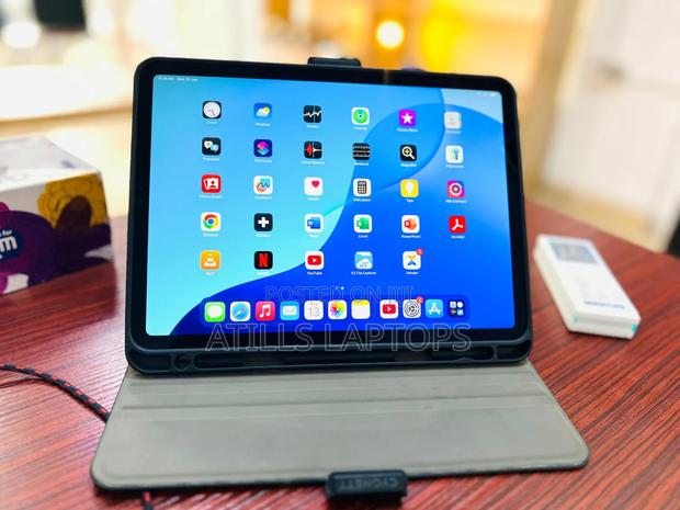 Apple iPad Pro 11 (2020) 128 GB photo 2