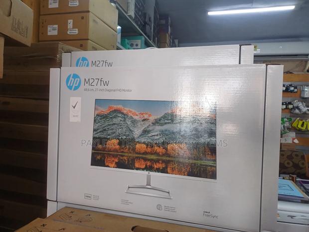 HP 27FW 27 Inches Monitors · Photo 2