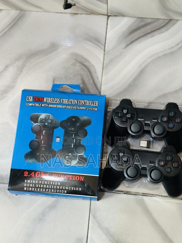 USB Twin Wireless Game Controller · Photo 3