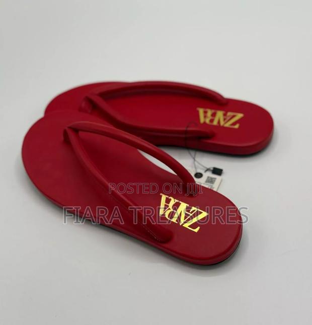 Zara Slippers