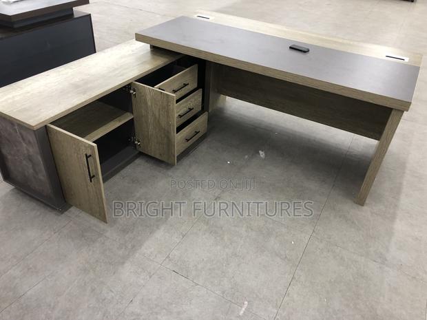 Quality Office Table · Photo 3