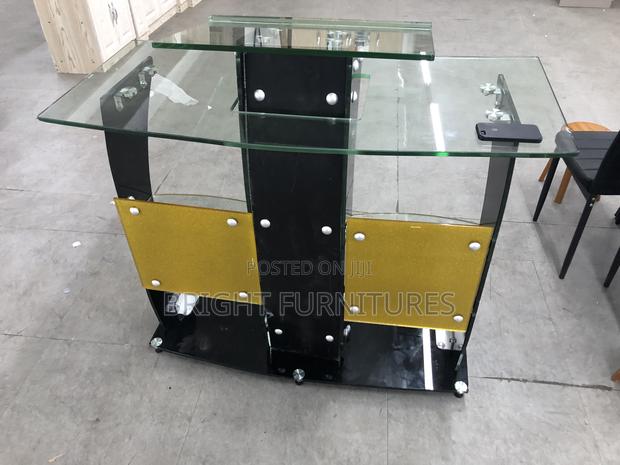Pulpit Available for a Cool Price · Photo 3
