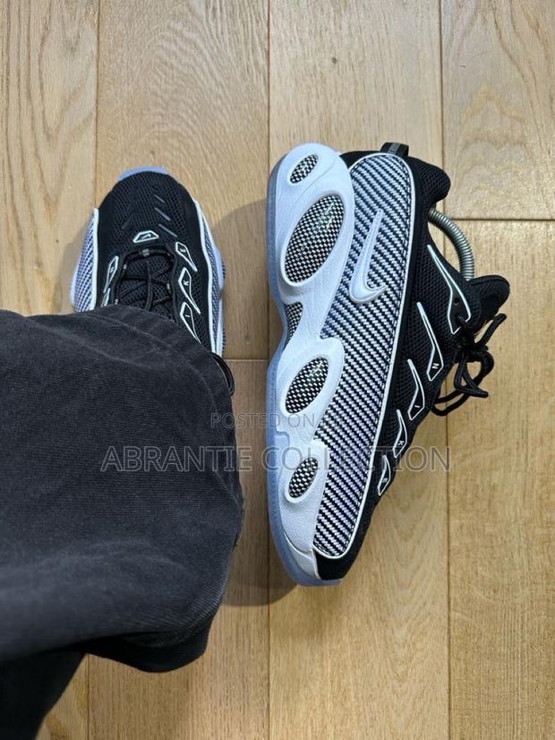 Nike Nocta Glide Sneakers · Photo 4