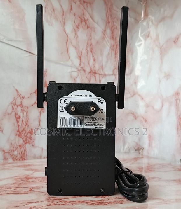 1200mbps Wifi Extender photo 3