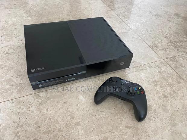 Xbox One Console · Photo 3