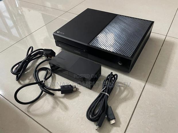 Xbox One Console · Photo 4