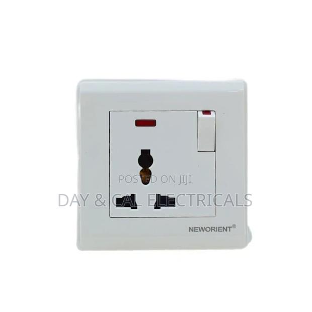 Sockets Switches (White) photo 2