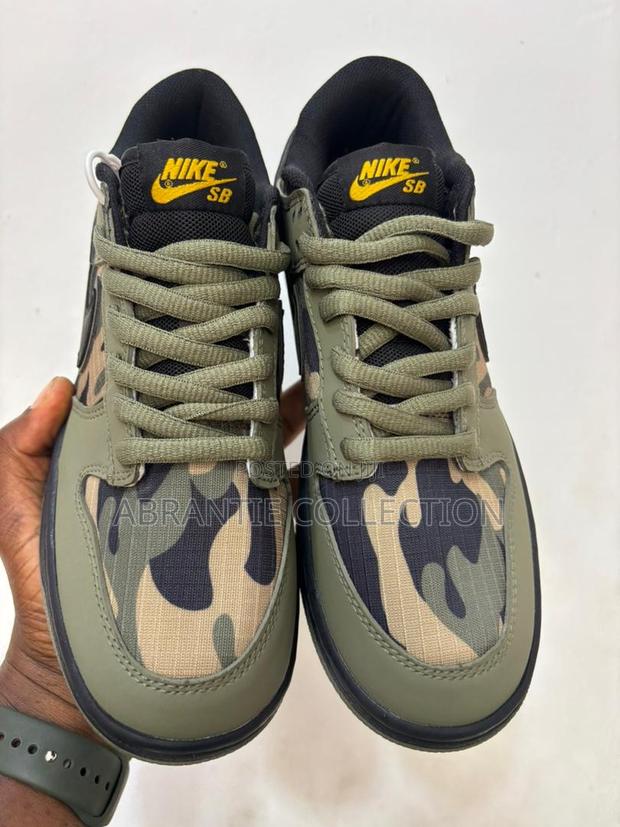 Nike Sb Dunk Low Skate Camo · Photo 4